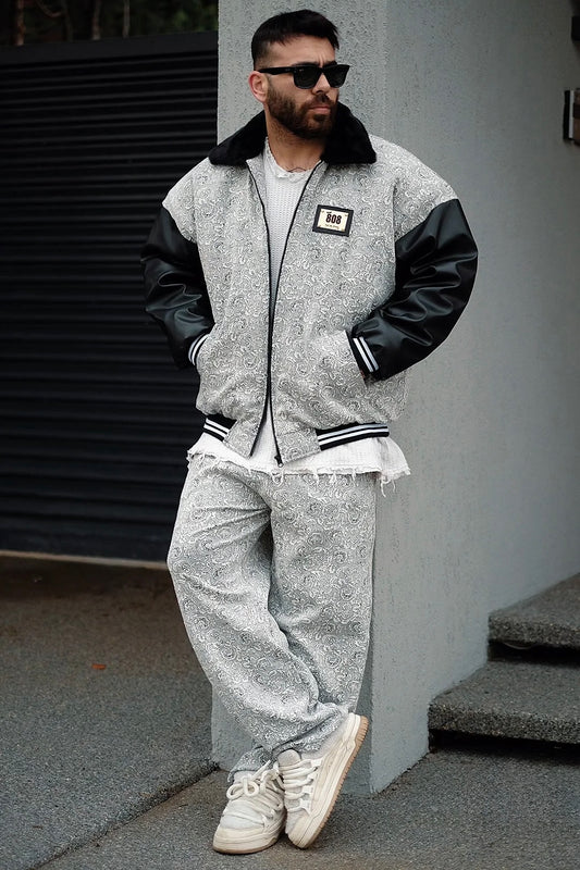 Relief Baroque Suit
